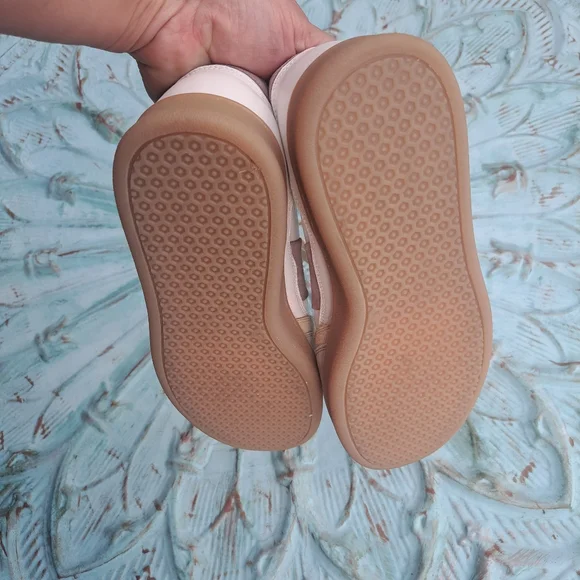 😃NWOT COLLEGIUM x DISCORD Sneakers - Picture 8 of 11